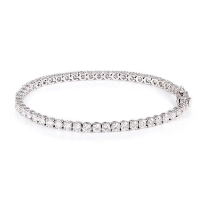 Tennis bracelet